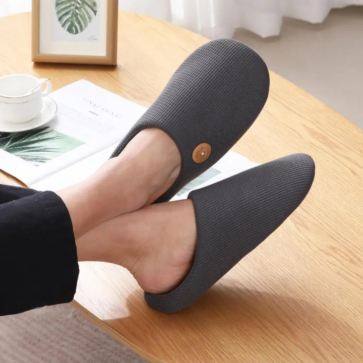 Memory Foam Hausschuhe mit Knopf für Damen und Herren-Luzern Mode
