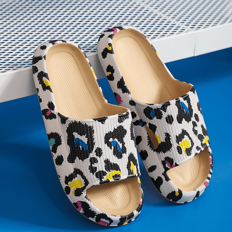 Hausschuhe | Breiter Riemen | Slip-On | Stoßdämpfend | EVA-Schaum | Flexibel-Leopard-34/35-Luzern Mode