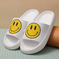 Hausschuhe | Breiter Riemen | Slip-On | Stoßdämpfend | EVA-Schaum | Flexibel-Smiley-34/35-Luzern Mode