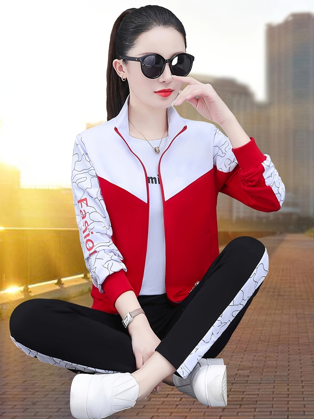 Damen Sportanzug mit Print und Reißverschlussjacke-Luzern Mode