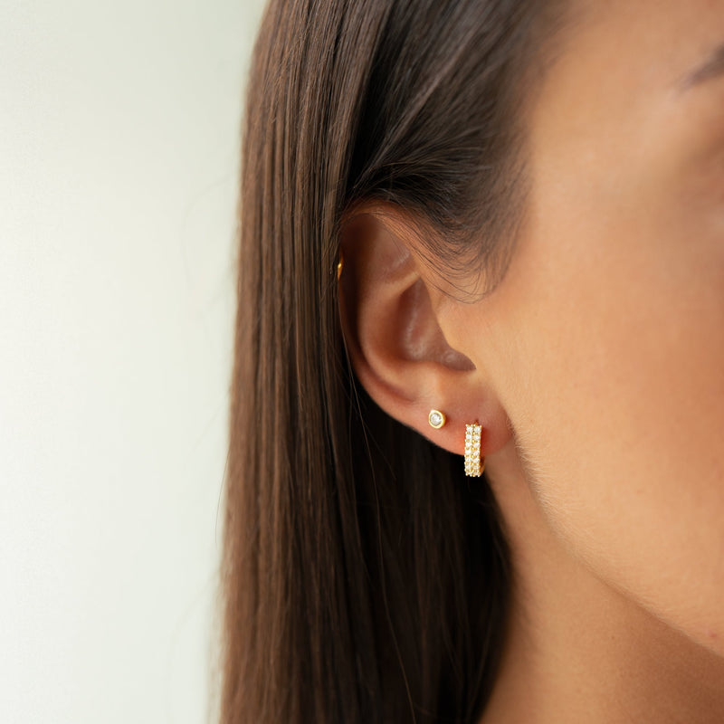 Ohrstecker | Zirkonia | Schwarz | Weiß | Silber | Gold | Kompakt | Stilvoll | Langlebig-Luzern Mode