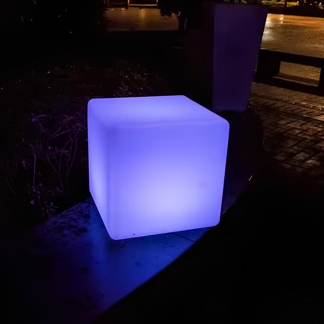 Kubus Gartenlampe | Solarenergie | Wiederaufladbar | Mehrfarbig | USB-Luzern Mode