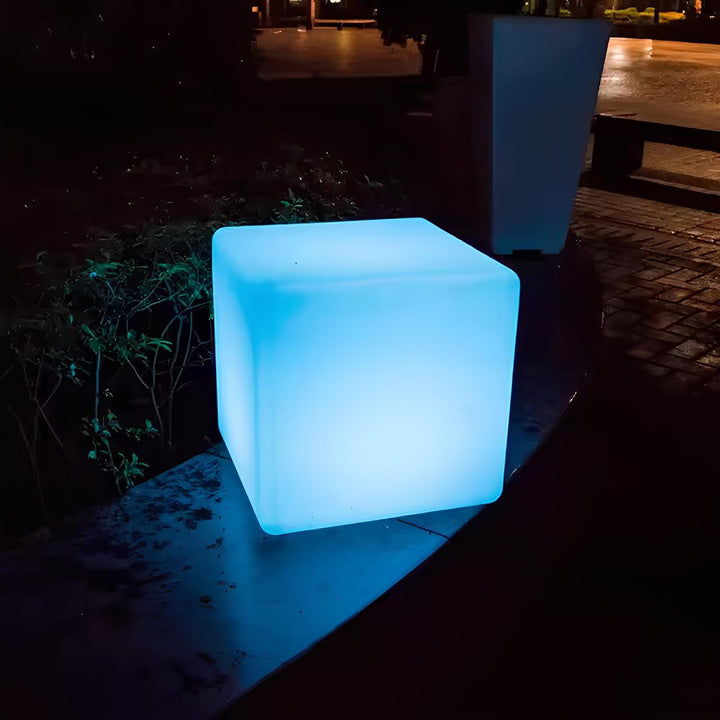 Kubus Gartenlampe | Solarenergie | Wiederaufladbar | Mehrfarbig | USB-Luzern Mode