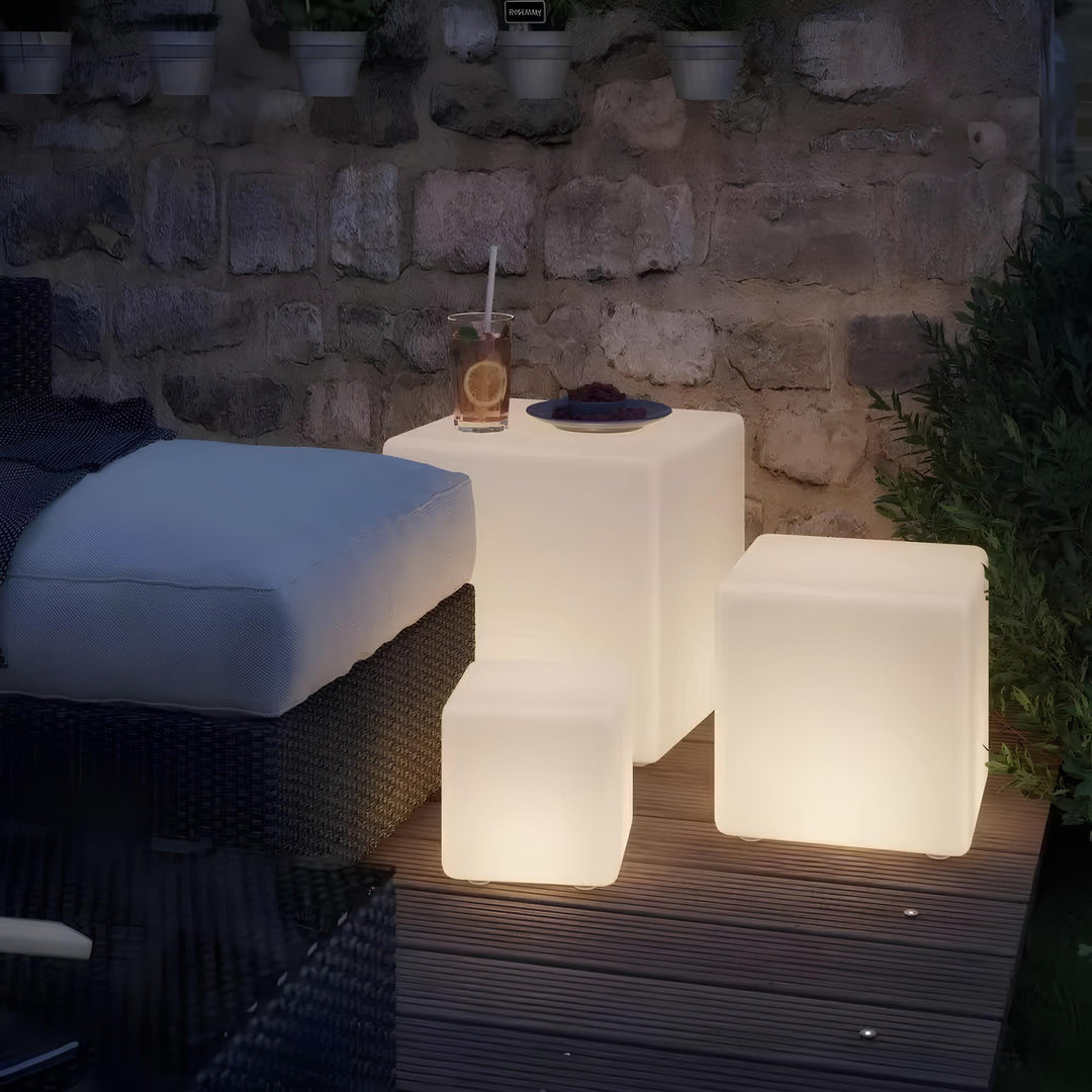 Kubus Gartenlampe | Solarenergie | Wiederaufladbar | Mehrfarbig | USB-Luzern Mode