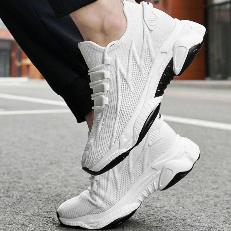 Diskret erhöhende Herren Sneaker mit Stil – MaxLift Boost
