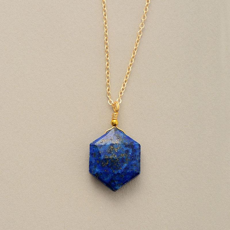 Halskette mit Anhänger | Hexagon Lapis Lazuli Stilvoll Handgefertigt-Luzern Mode