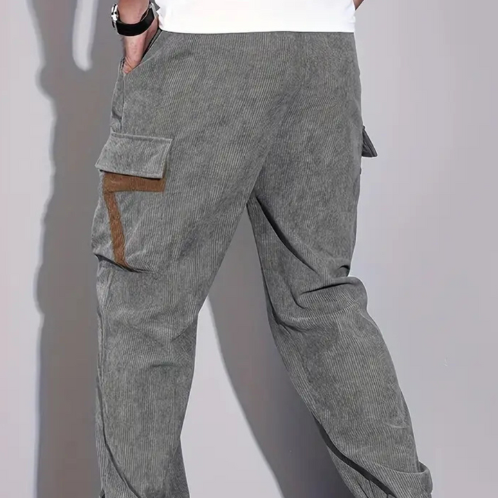 Herren Cargo Jogginghose mit Taschen und Nummerndesign-Luzern Mode