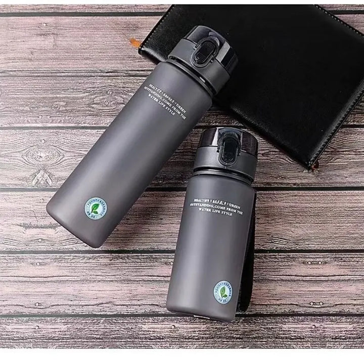 Sporttrinkflasche | Langlebig | Groß | Leckfrei | Vielseitig | Stylisch | Funktional-Luzern Mode