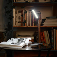 LED Schreibtischlampe | 360° Verstellbarer Kopf | Holzfarbe | Kompakt | Modern-Luzern Mode