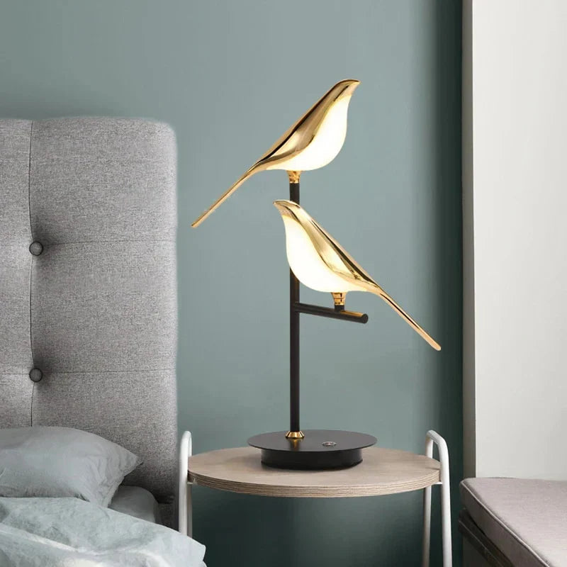 Tischlampe mit Vogel-Design | LED | Verstellbar | Nachhaltig | Sparsam-Luzern Mode