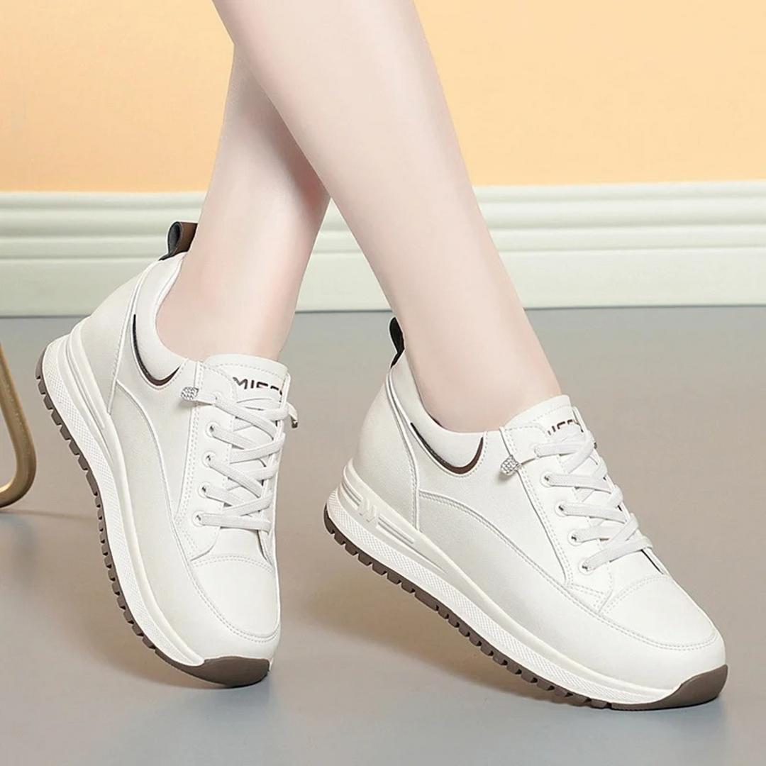 Damen Sneaker mit Komfortsohle für Alltag und Sport-Hellbraun-35-Luzern Mode