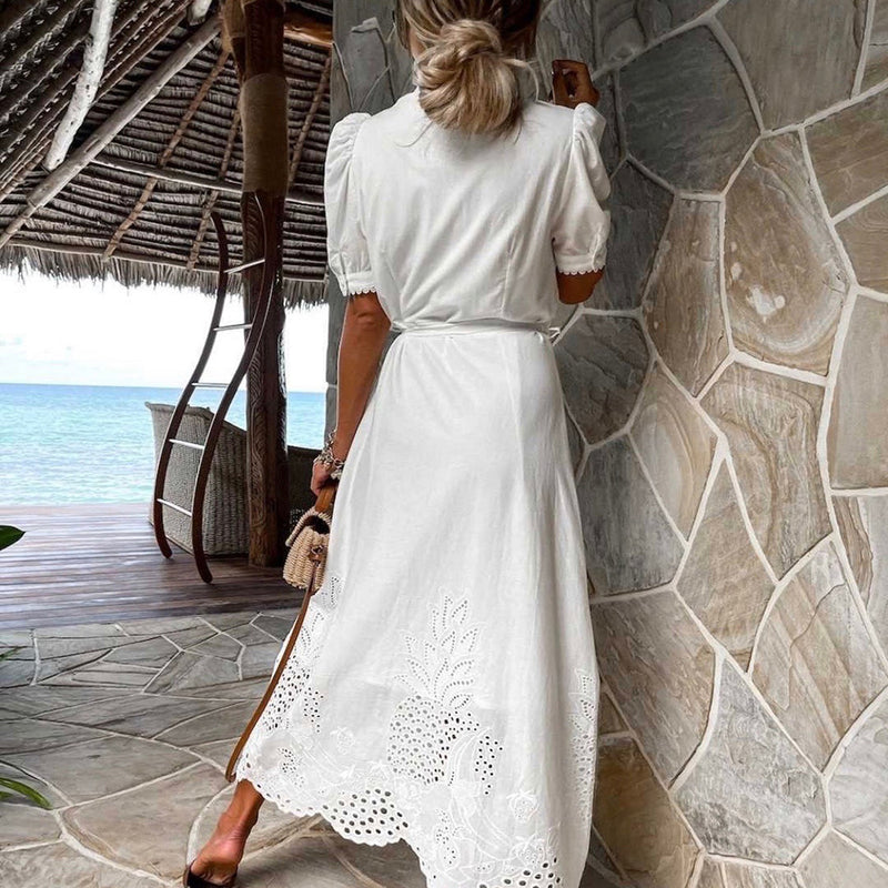 Elegantes Maxikleid mit Spitze und Puffärmeln Damenmode-Luzern Mode
