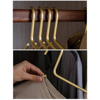 Kleiderbügel | Set von 5 | Metall | Mattfarbe | Anti-Rutsch | Luxus-Luzern Mode
