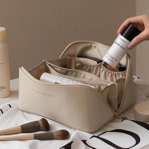 Beautycase | Luxus | Reißverschluss | Geräumig | Wasserabweisend | Fächer-Beige-Luzern Mode