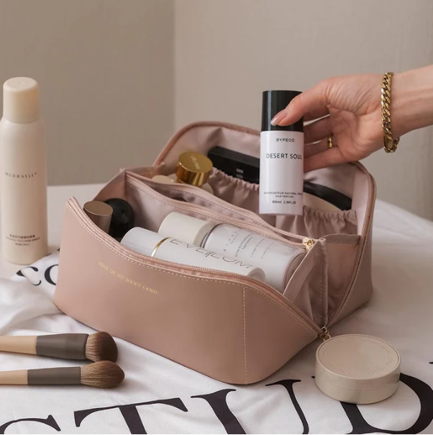 Beautycase | Luxus | Reißverschluss | Geräumig | Wasserabweisend | Fächer-Rosa-Luzern Mode