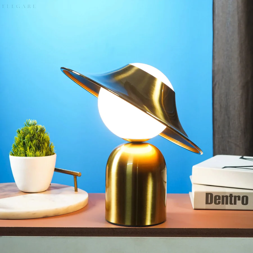 Goldene Tischlampe | Luxuriös Stilvoll Atmosphärisch Robust LED Wiederaufladbar-Luzern Mode