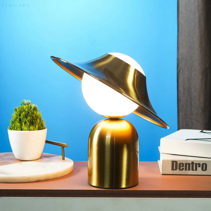 Goldene Tischlampe | Luxuriös Stilvoll Atmosphärisch Robust LED Wiederaufladbar-Luzern Mode
