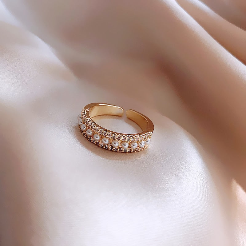 Damenring | Gold | Mit Perlen | Luxuriös | Stilvoll | Geschenk-Luzern Mode