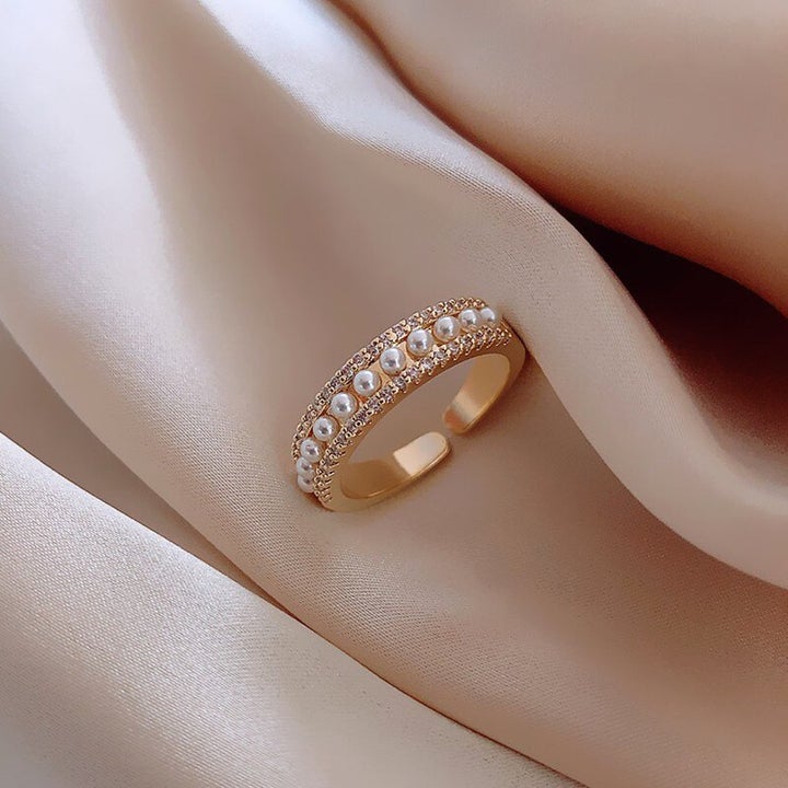 Damenring | Gold | Mit Perlen | Luxuriös | Stilvoll | Geschenk-Luzern Mode