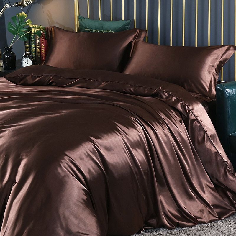 -150 cm Spannbettlaken + Bettdecke 200 x 230 cm + 2x Kissenbezug-Maroon-Luzern Mode
