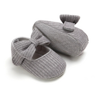 Babyschuhe mit Schleife - Weiche Strickschuhe für Neugeborene-0-6 Monate-Graue Schleife-Luzern Mode