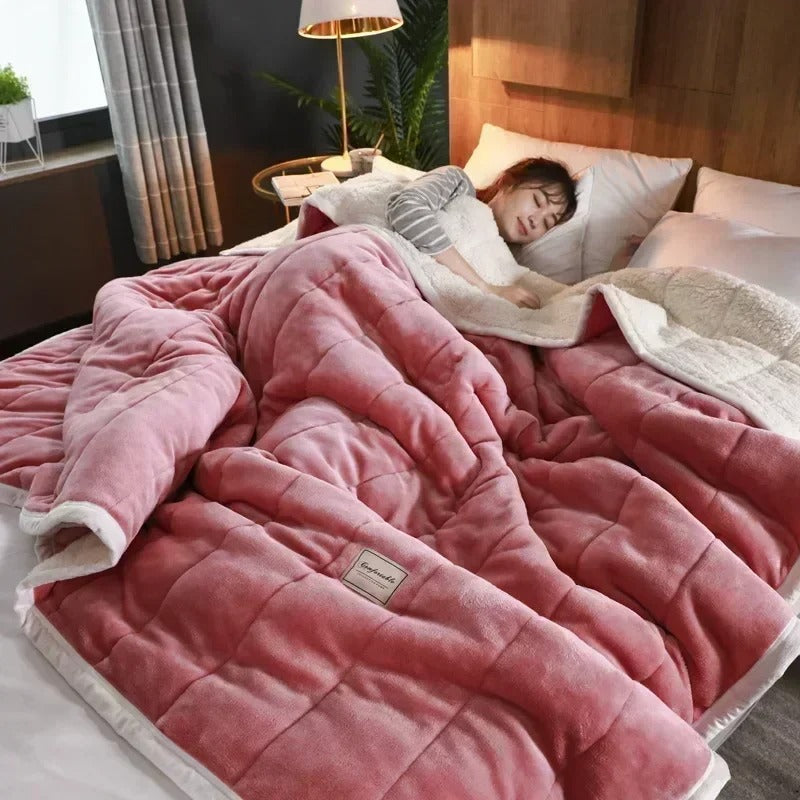 Warme Flanell-Korallfleece-Decke für Herbst & Winter – CosyBlanket