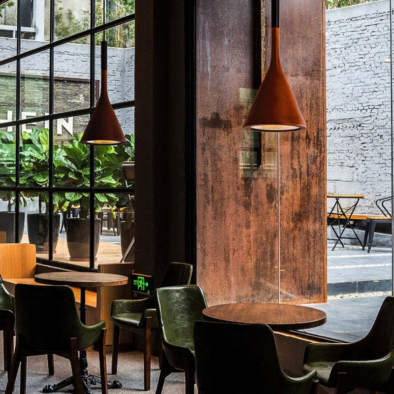 Hängeleuchte | Decke Dreieck Vielseitig Verstellbar Gemütlich Stilvoll-Rot-Luzern Mode