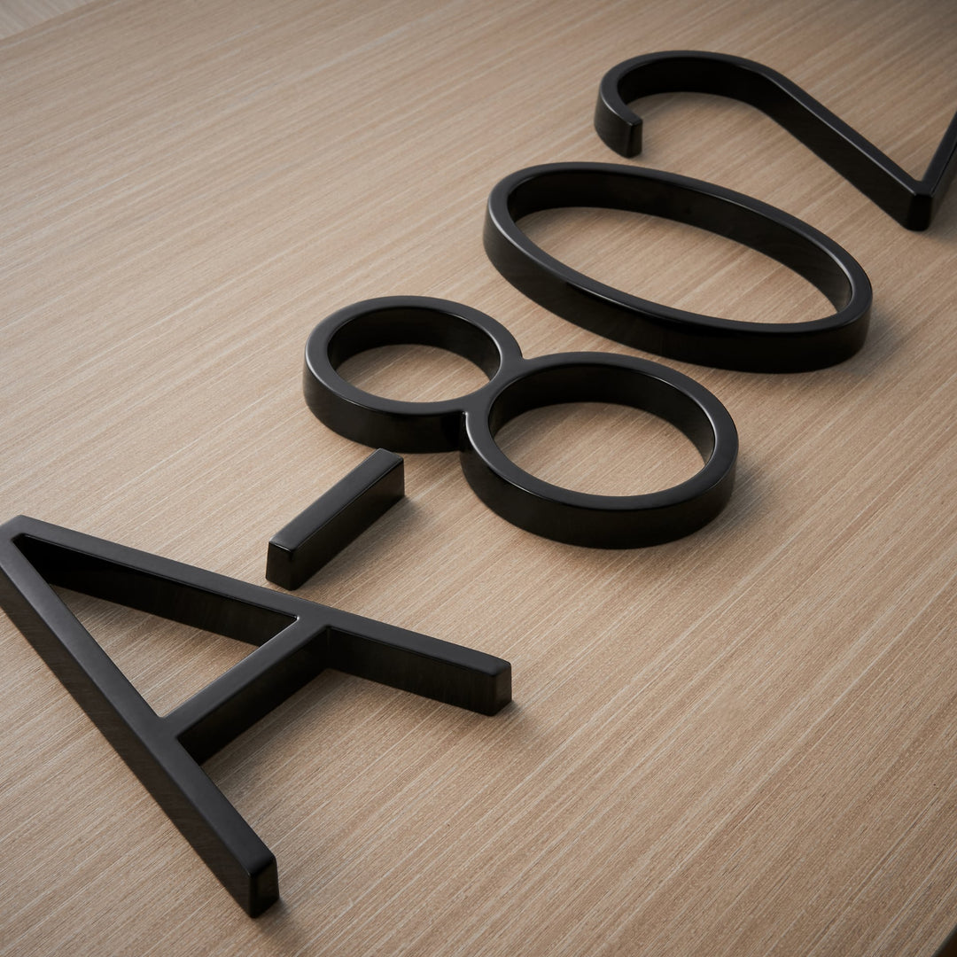 Schwarze Hausnummer | Schwebend | Schlicht | Modern | Wetterbeständig | Glänzend-Luzern Mode