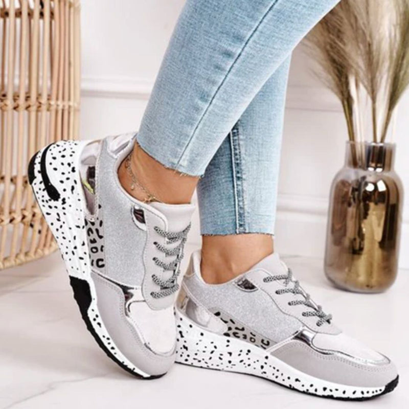 Damen Sneakers | Ergonomisch | Punktmuster | Schnürung | Niedrig-Luzern Mode