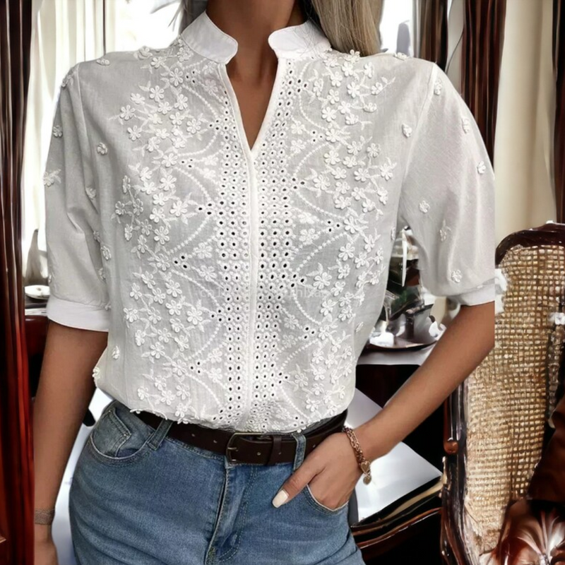 Elegante Damenbluse mit Stickerei und kurzen Ärmeln-Luzern Mode