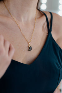 Kette mit Mondanhänger | Heilend, Reinigend, Stilvoll, Langlebig, Kraftvoll-Luzern Mode