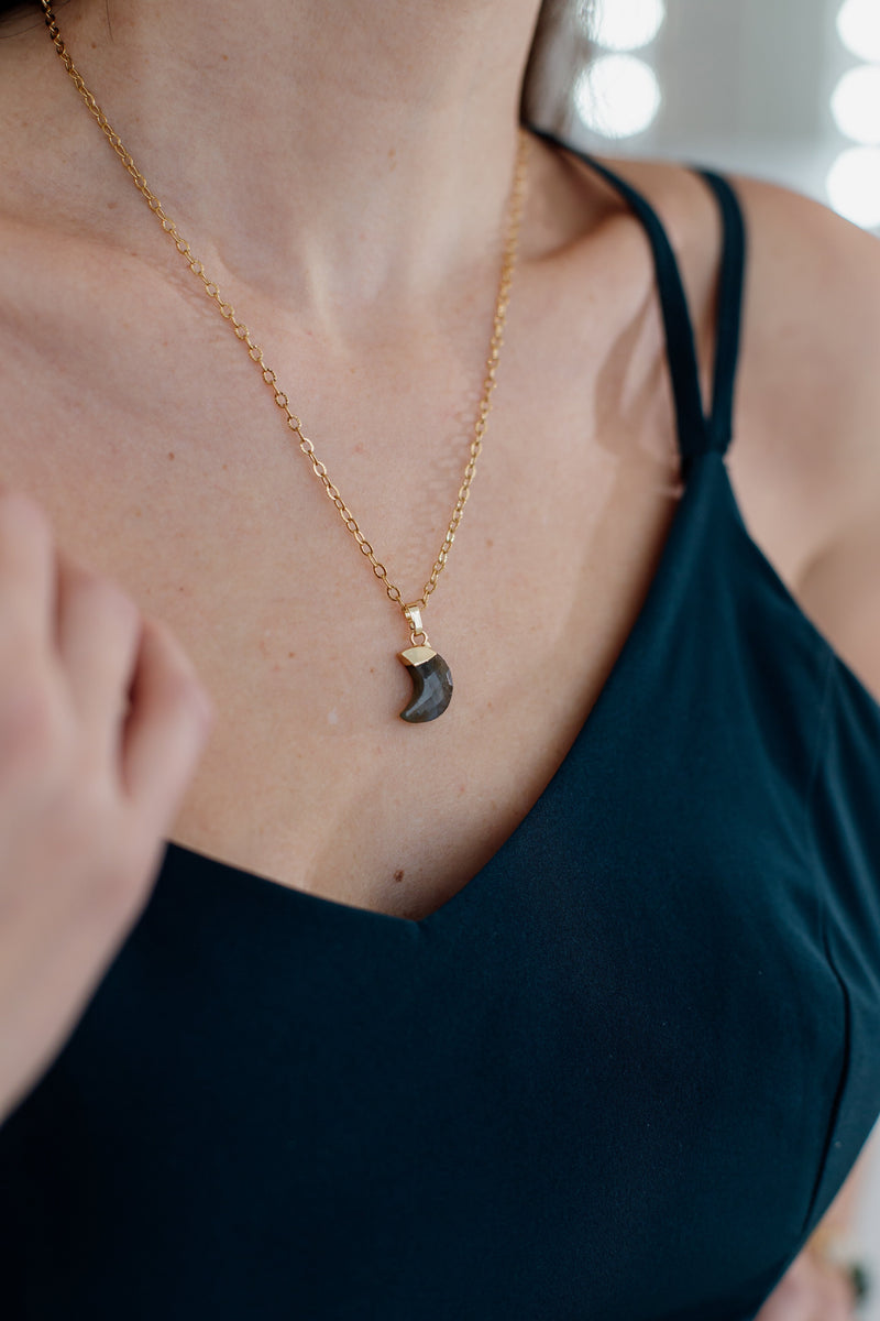Kette mit Mondanhänger | Heilend, Reinigend, Stilvoll, Langlebig, Kraftvoll-Luzern Mode