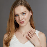Schmuck für Damen | Halskette | Ohrringe | Ring | Gold | Kristall-Luzern Mode