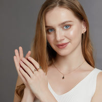 Schmuck für Damen | Halskette | Ohrringe | Ring | Gold | Kristall-Luzern Mode