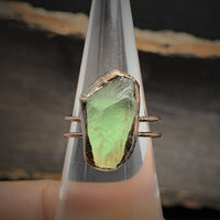 Ring für Damen | Natürlich | Rohstein-Geburtsstein | Gold | Stilvoll-Luzern Mode