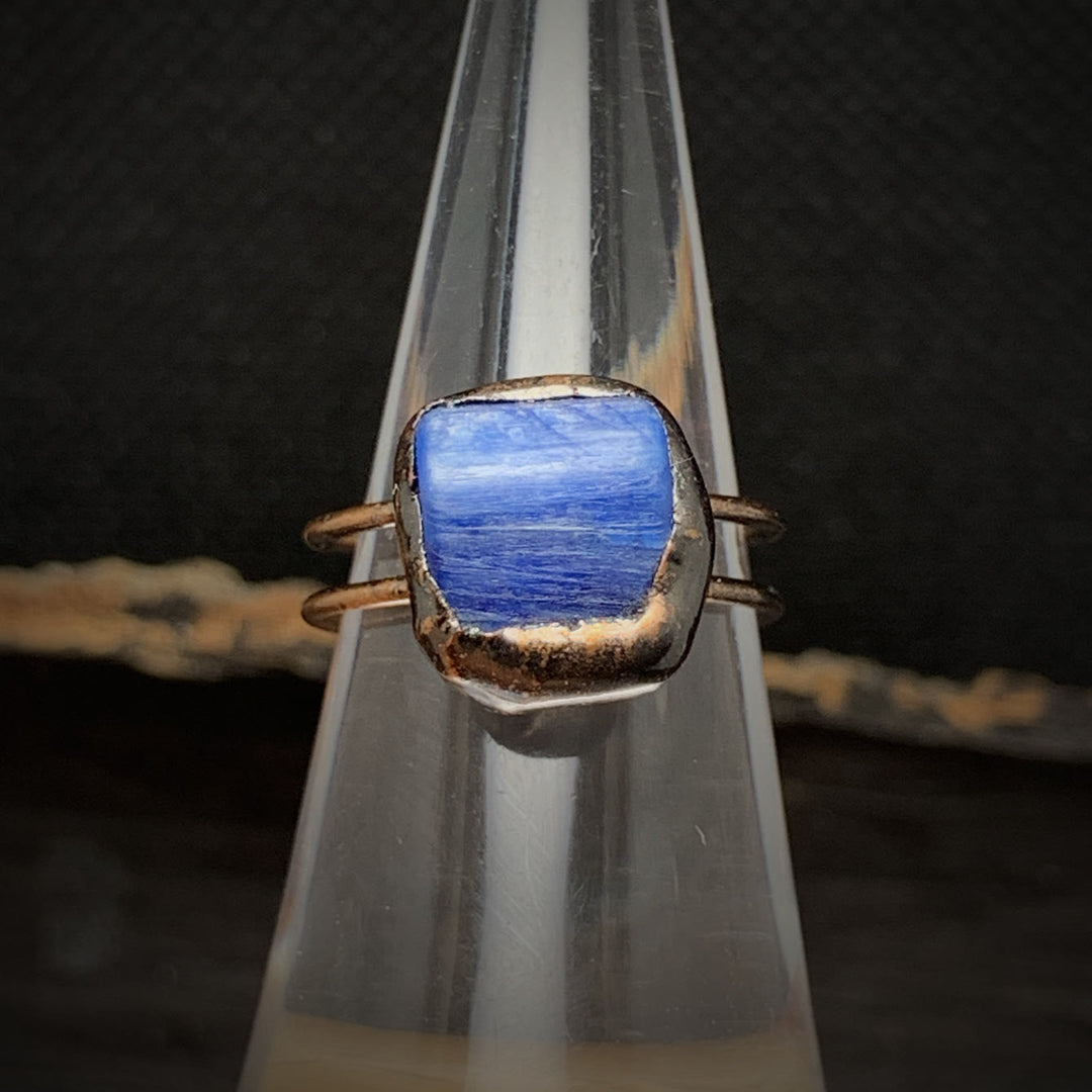 Ring für Damen | Natürlich | Rohstein-Geburtsstein | Gold | Stilvoll-Luzern Mode