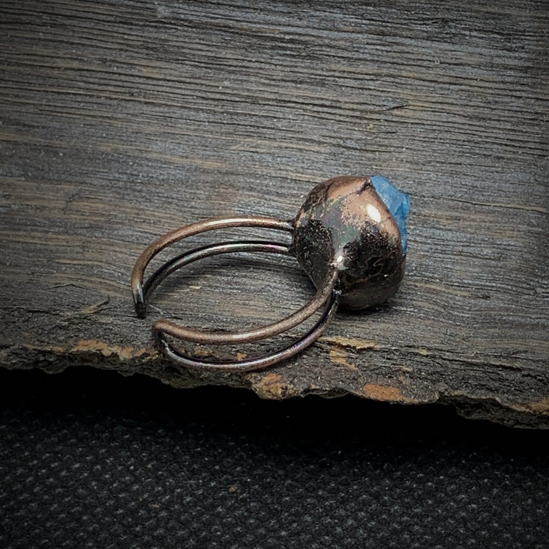Ring für Damen | Natürlich | Rohstein-Geburtsstein | Gold | Stilvoll-Luzern Mode