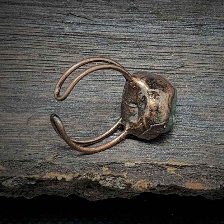 Ring für Damen | Natürlich | Rohstein-Geburtsstein | Gold | Stilvoll-Luzern Mode