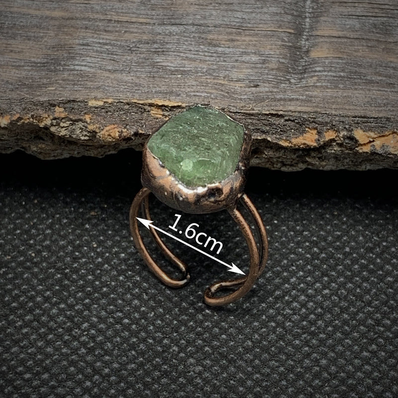 Ring für Damen | Natürlich | Rohstein-Geburtsstein | Gold | Stilvoll-Luzern Mode
