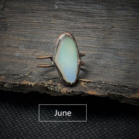 Ring für Damen | Natürlich | Rohstein-Geburtsstein | Gold | Stilvoll-Juni & Opal-Luzern Mode
