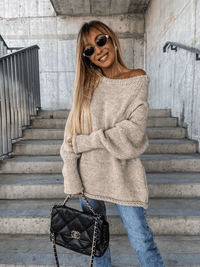 Locker gestrickter Damen Pullover mit Off-Shoulder Design – Amira