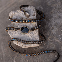 Onyx Wickelarmband | Quarz Stilvoll Heilend Vielseitig Handgemacht-Luzern Mode