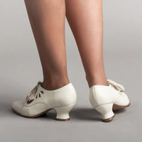 Lederpumps | Orthopädisch | Geschlossen | Stabil | Einfarbig | Fliege-Luzern Mode