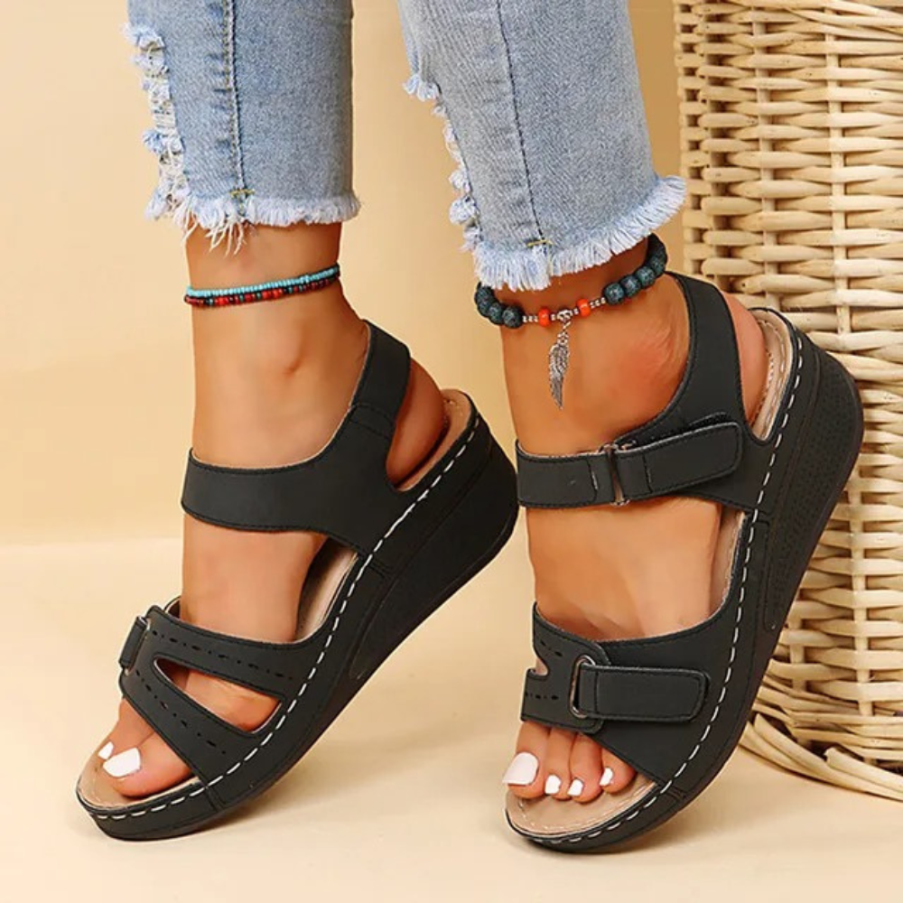 Orthopädische Damen Sandalen mit Klettverschluss-Luzern Mode