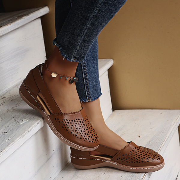 Damen Sommerschuhe | Slipper | Veganleder | Rutschfest | Gummi-Braun-35-Luzern Mode