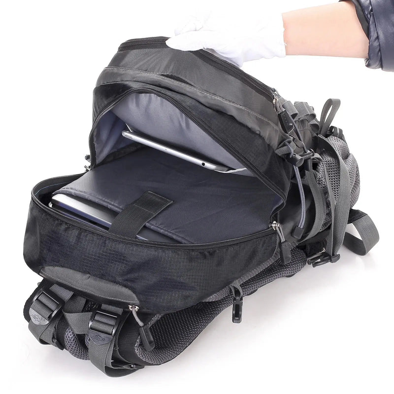 Wanderrucksack 50L mit Trinksystem und Regenhülle-Luzern Mode