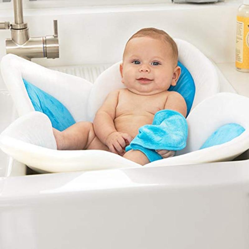 Weiches Blüten-Babybad für Waschbecken oder Reiseeinsatz – Kuschelblüte