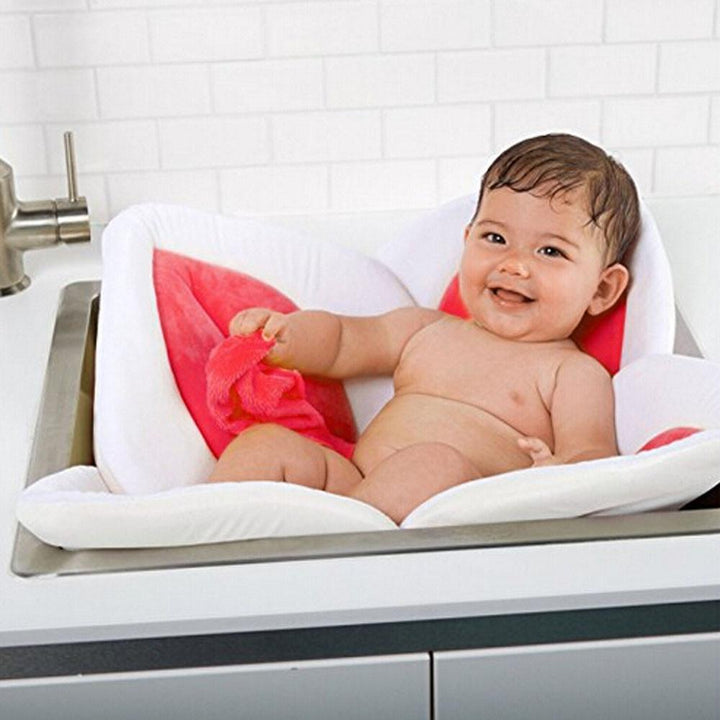 Weiches Blüten-Babybad für Waschbecken oder Reiseeinsatz – Kuschelblüte