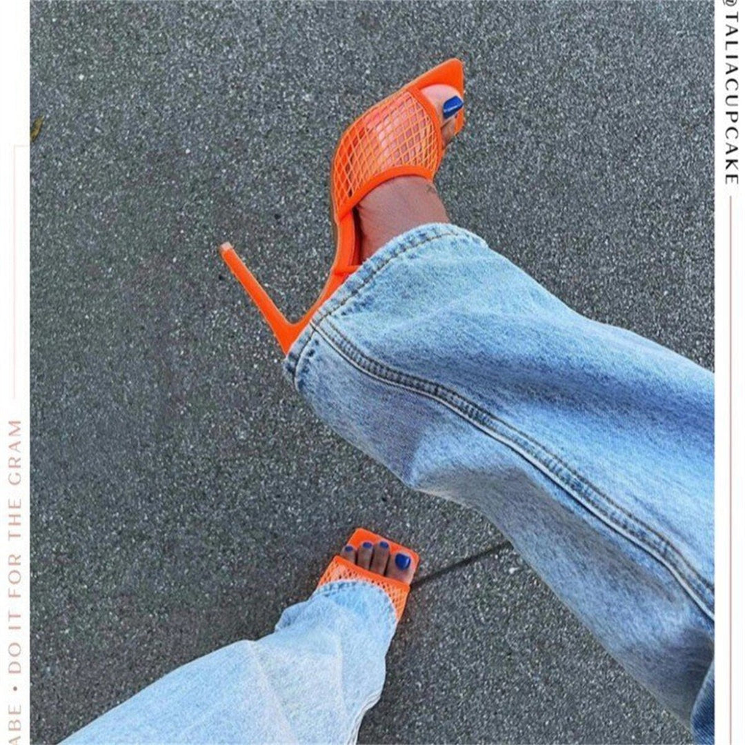 Pumps | Spitzen-Optik | Schnürverschluss | Blockabsatz | Lackleder-Luzern Mode