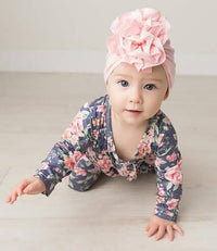 Weiche Baby-Turbanmütze mit Rüschendetail – Herbstzauber KuschelGlanz (1+1 Gratis)